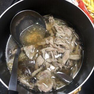 そうめんに☆ナスと豚肉の温かい付けつゆ